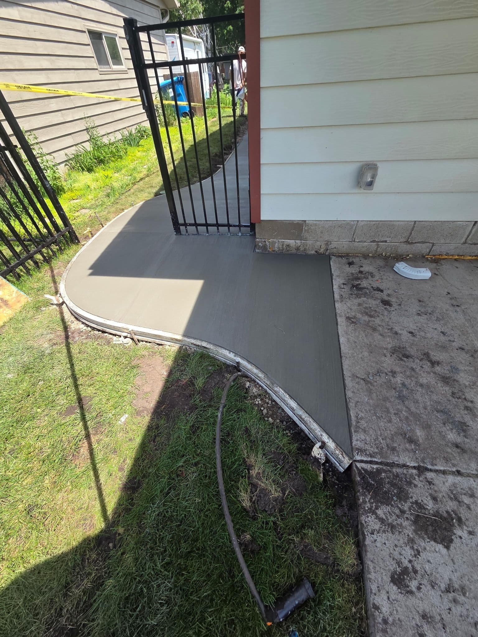 Gallery photos for New Concrete Patio and Sidewalks That Actually Work For Your Home: Image #3